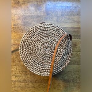 Handwoven Round Rattan Bag Shoulder Leather Straps Natural Chic Hand NATURAL